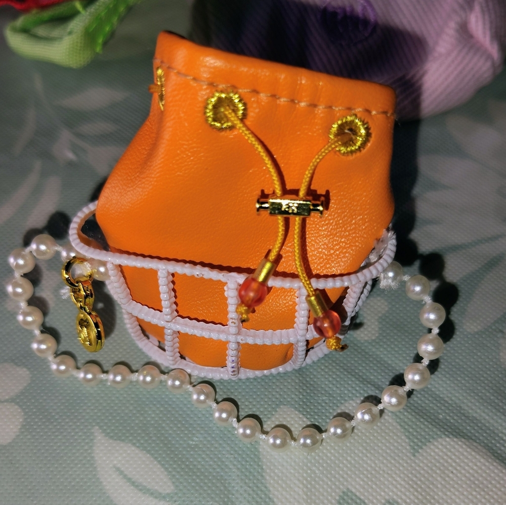 Rainbow High Bucket Bag For Dolls